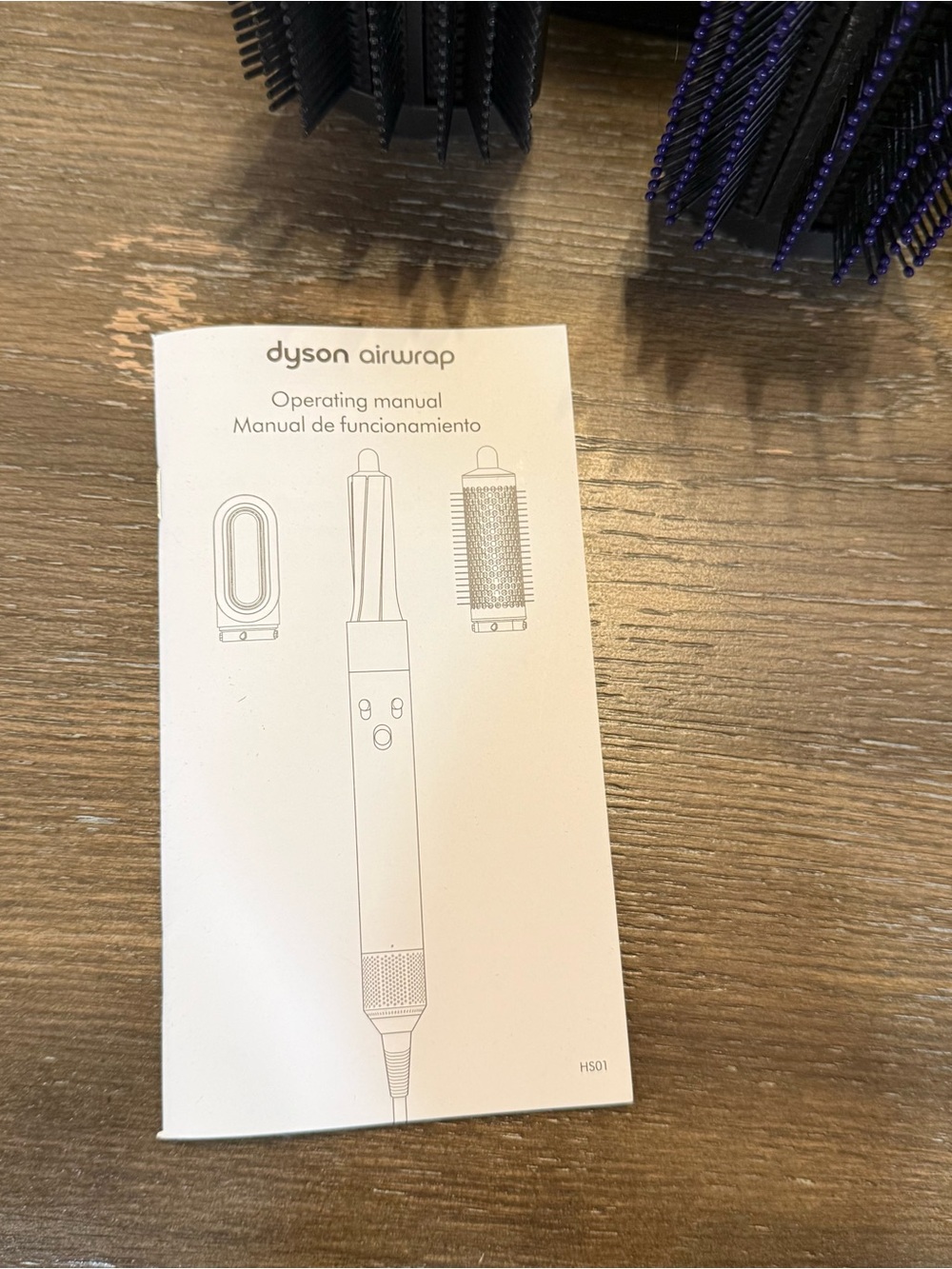 Dyson Airwrap – Excellent Condition! - Picture 9 of 16